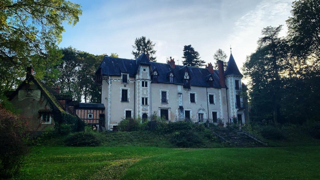 Parc De Lesseps Bed & Breakfast Meunet-Planches Bagian luar foto