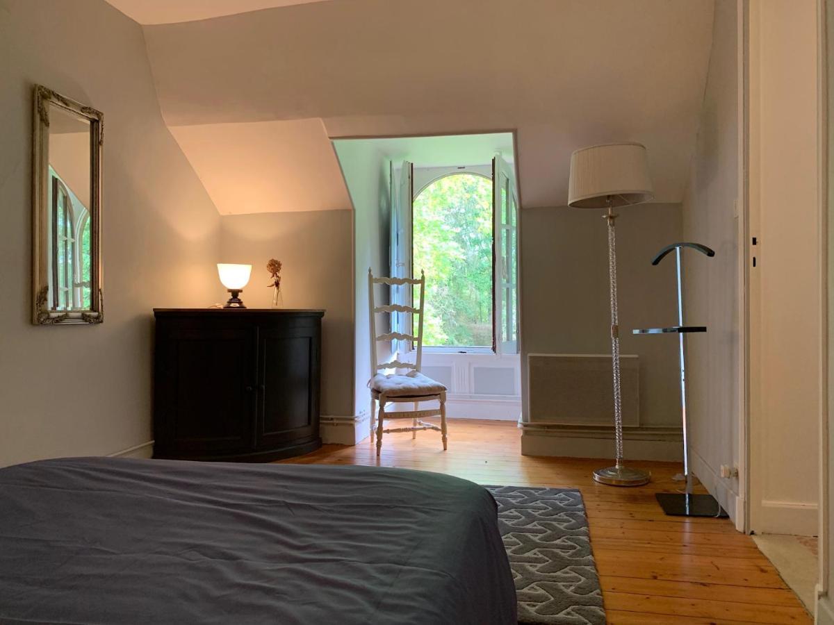 Parc De Lesseps Bed & Breakfast Meunet-Planches Bagian luar foto